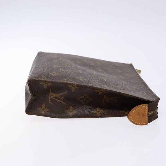 LOUIS VUITTON Monogram Poche Toilette 26 Pouch - Picture 7 of 14